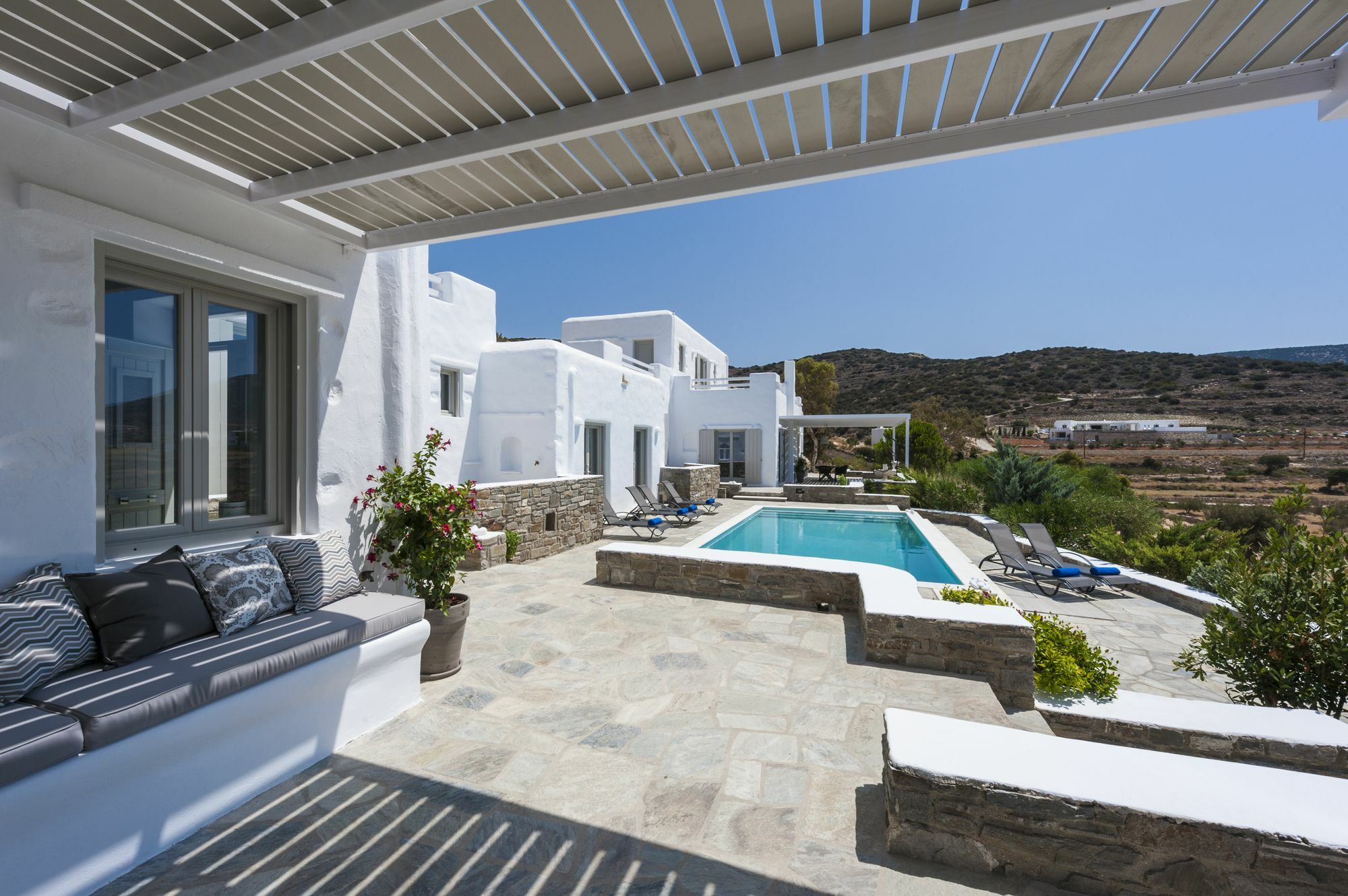 Niriides Luxury Villas Алики Экстерьер фото